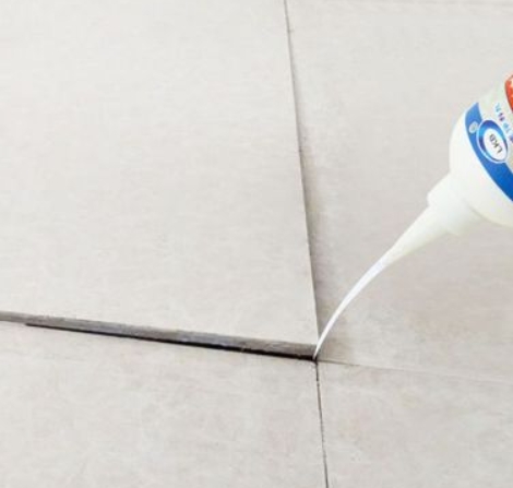 红河瓷砖空鼓维修公司分享卫生间瓷砖脱落的原因可能有以下几点